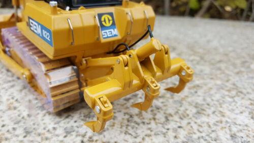 CATERPILLAR SEM822 bulldozer 1/35 DIECAST Truck Pre-built Model view9