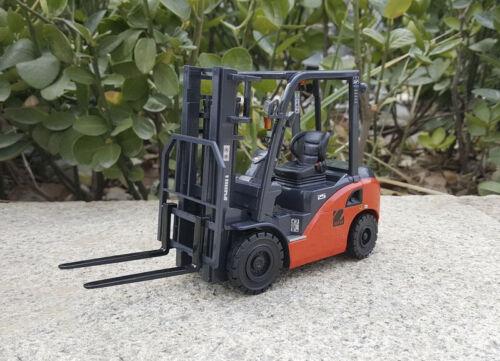 Tailift 25 forklift 1/20 DIECAST Truck Pre-built Model view1